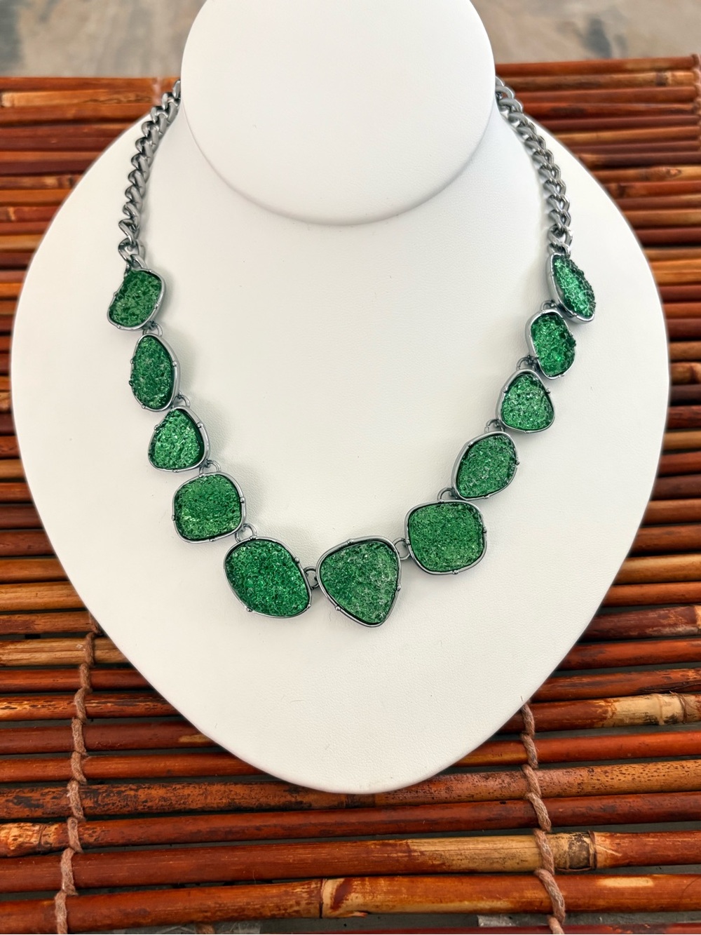 Simply Vera Wang Green Faux Druzy Statement Necklace Silver-Tone Chain 17β-20β